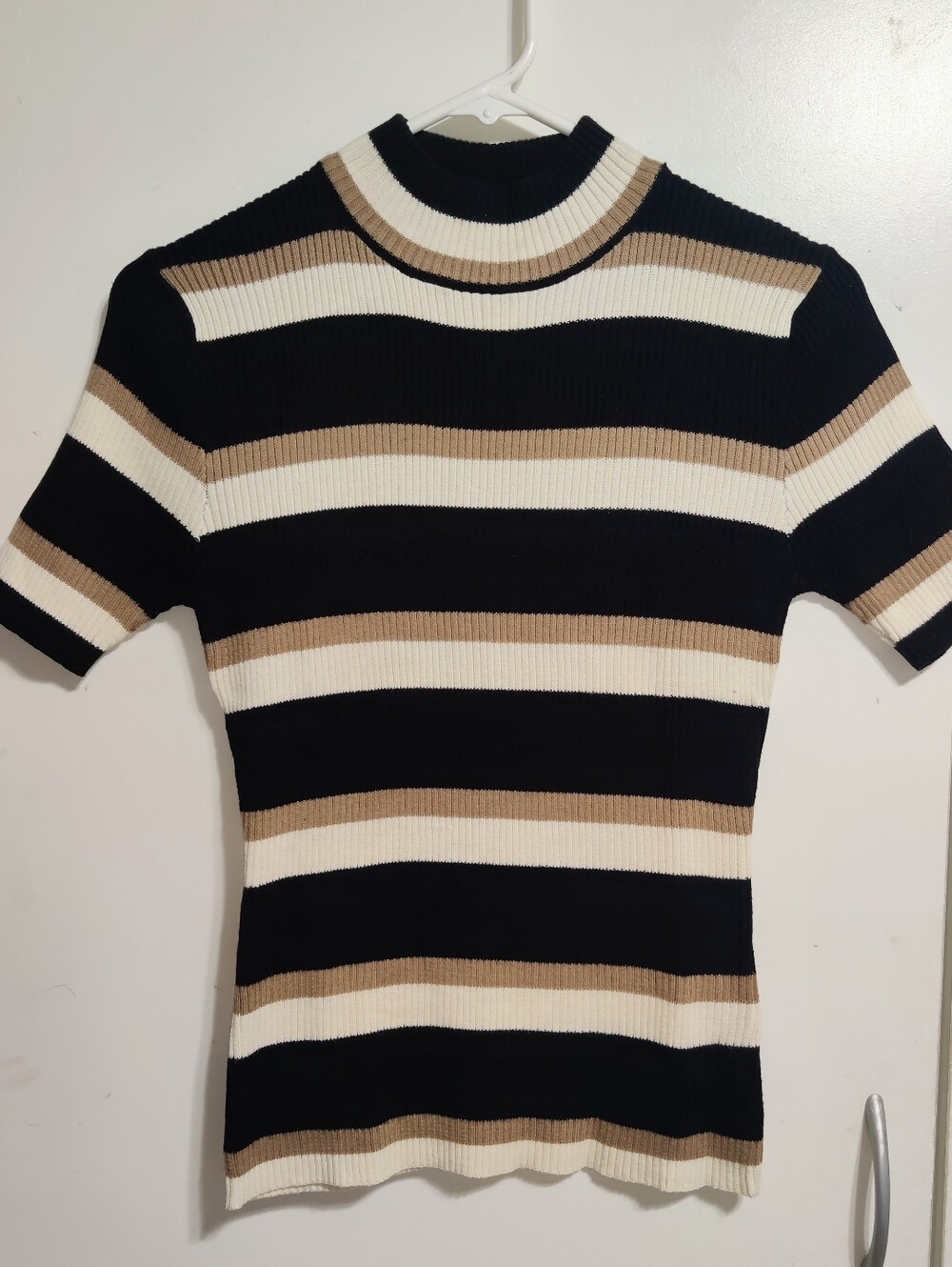 Ribbed Striped Knit Top Short Sleeve